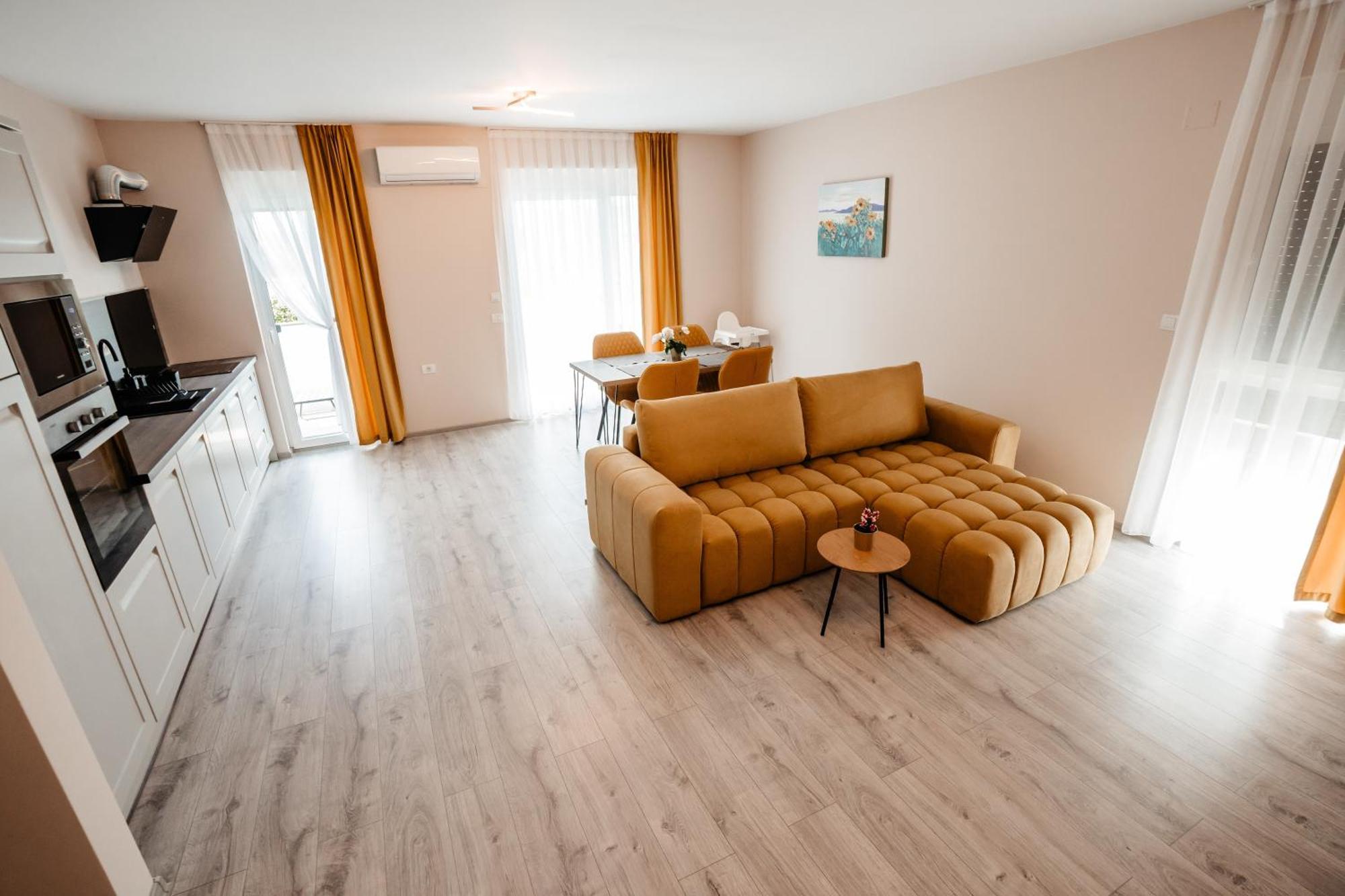 Sunrise View Apartment أرادايا المظهر الخارجي الصورة
